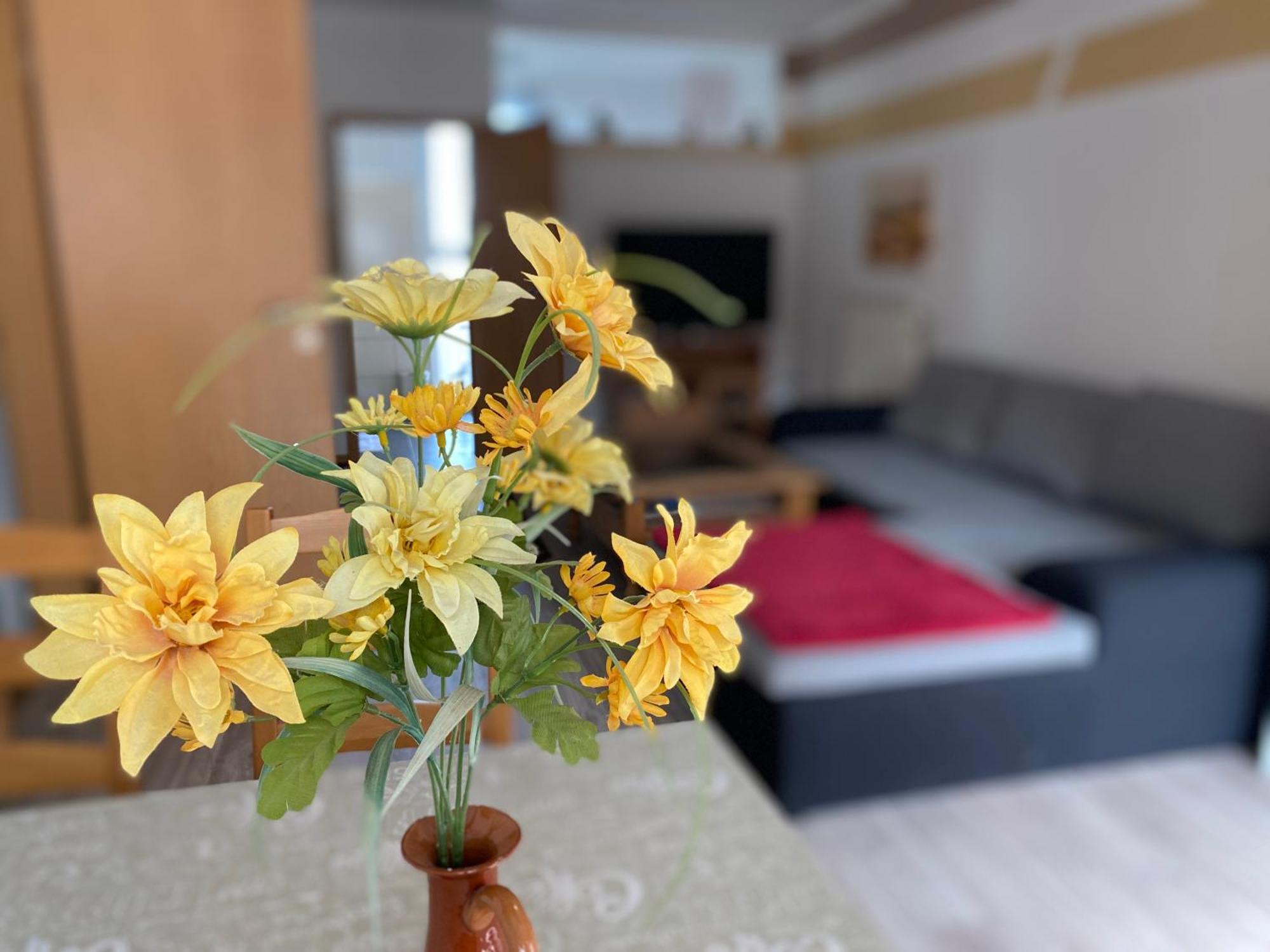Ferienwohnung Weisskopf Alkersleben Exterior foto